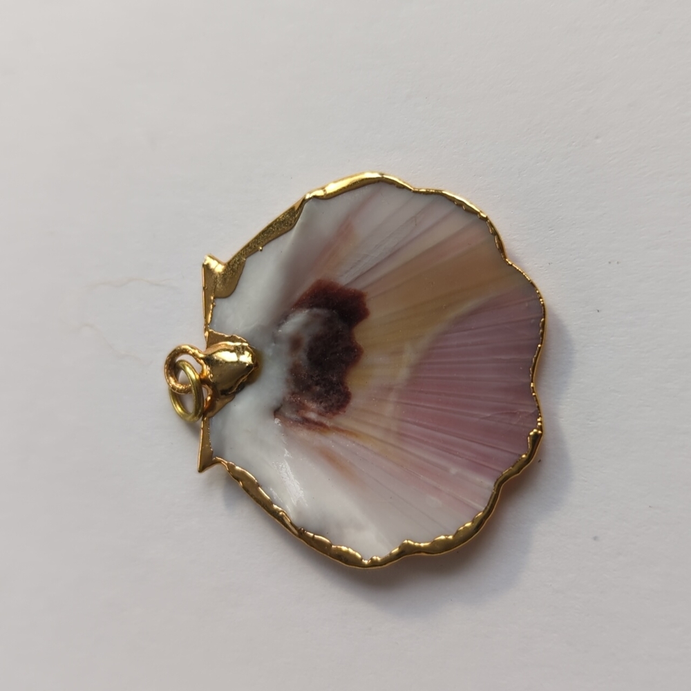 Vintage Gold Dipped Sea Shell Pendant - image 4